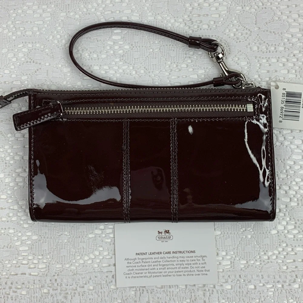 Coach Opt art brown patent leather wallet wristlet Shiny Pockets New